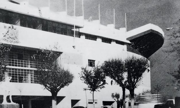 Voladizo del Estadio Nacional, 1962