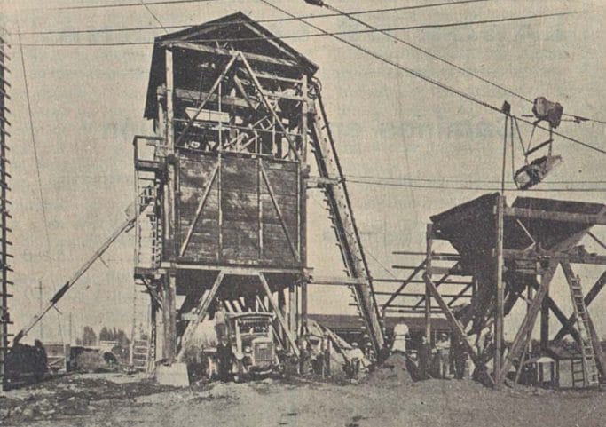 Planta de chancado y arena, abril 1928.