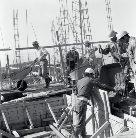 Obreros de la construcción, 1964